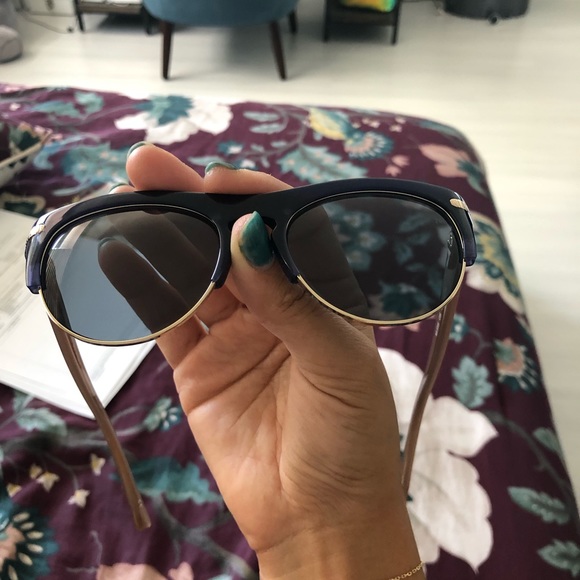 Nina Ricci sunglasses 2014. Perfect Condition - Picture 5 of 7